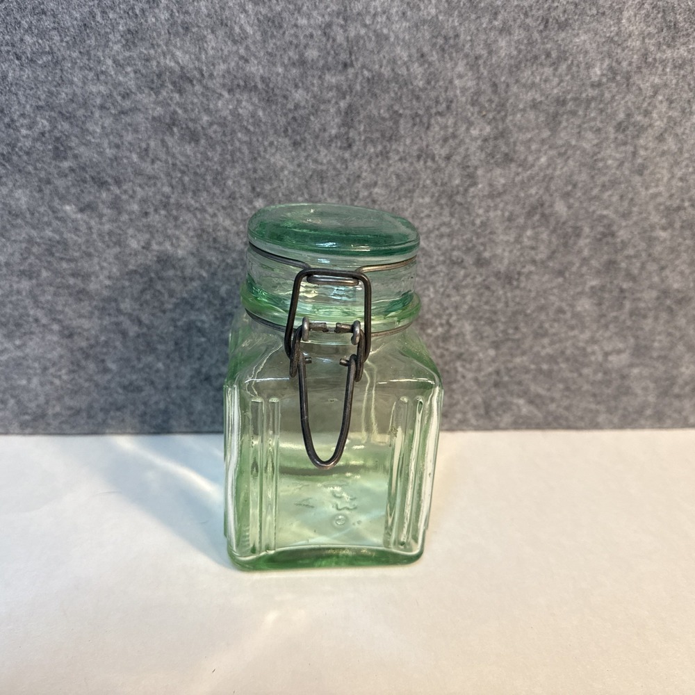 Vetreria Etrusca Green Tinted Glass 6" Storage Jar Made in Italy Vintage